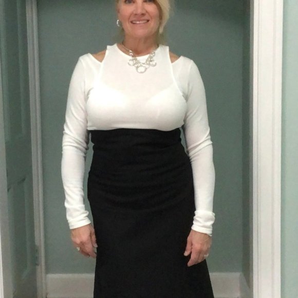 Cream, long sleeve top with shoulder cut-outs - Picture 3 of 3